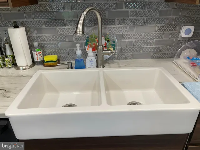 $220,000 | 12 Stonehenge Circle, Unit 125, Baltimore, MD 21208