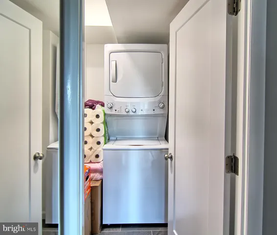 $220,000 | 12 Stonehenge Circle, Unit 125, Baltimore, MD 21208