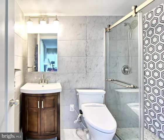 $220,000 | 12 Stonehenge Circle, Unit 125, Baltimore, MD 21208