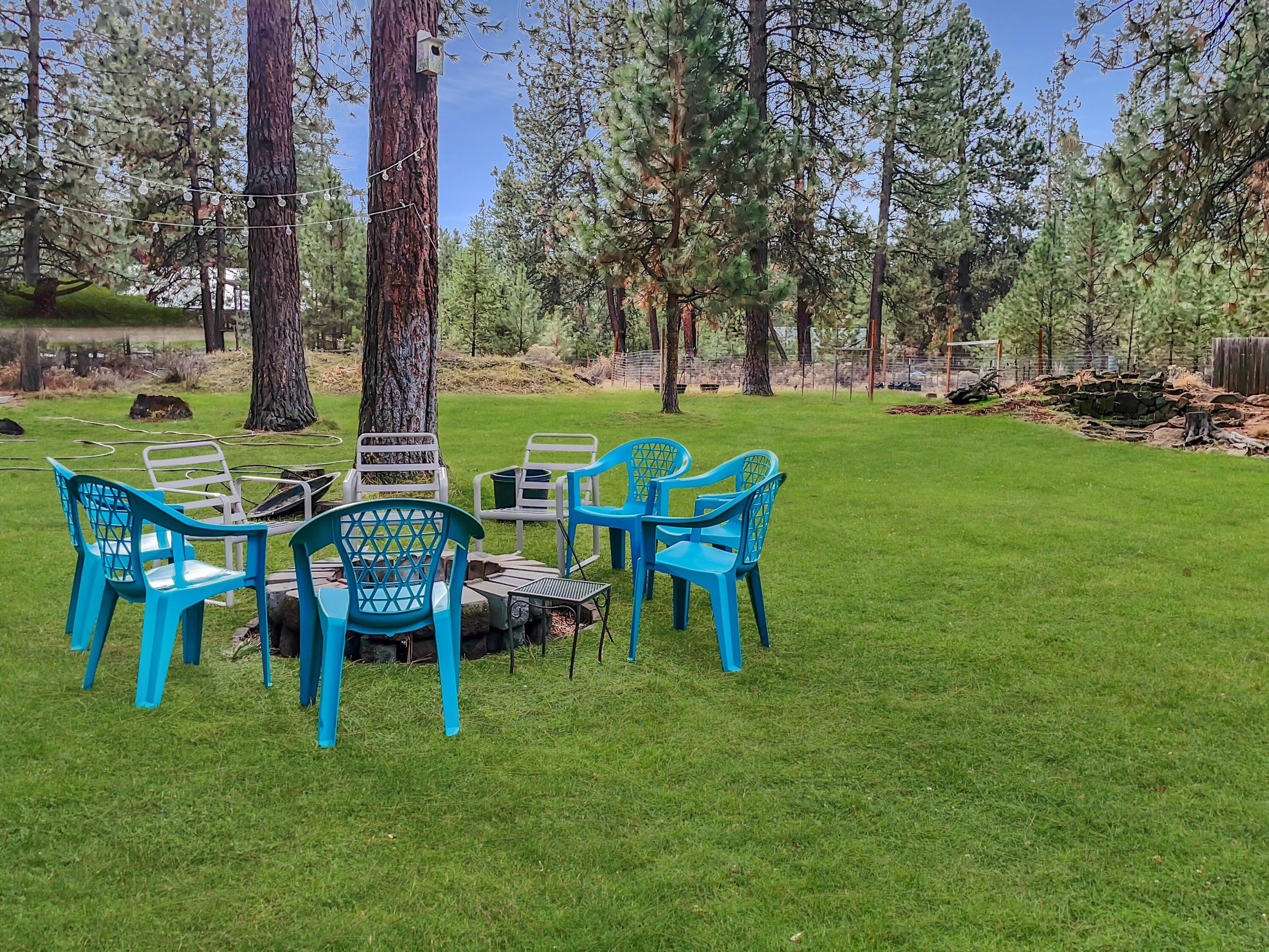 19231 Apache Road Bend, OR 97702 - Photo 29 of 34 Fire Pit