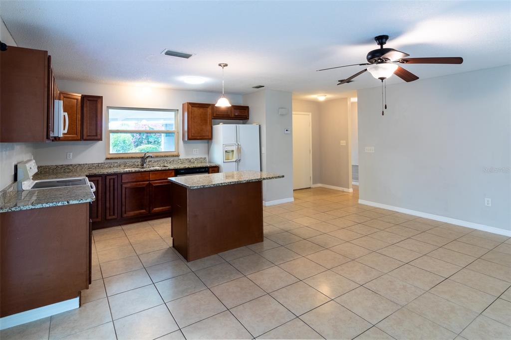 474 Spring Lane Ocala, FL 34472 - Photo 6 of 40