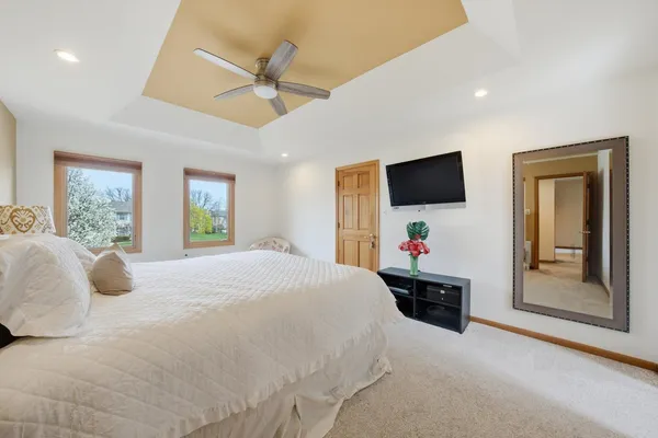 $799,000 | 18 Newgate Avenue, Naperville, IL 60565