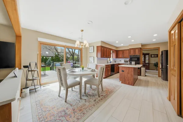 $799,000 | 18 Newgate Avenue, Naperville, IL 60565