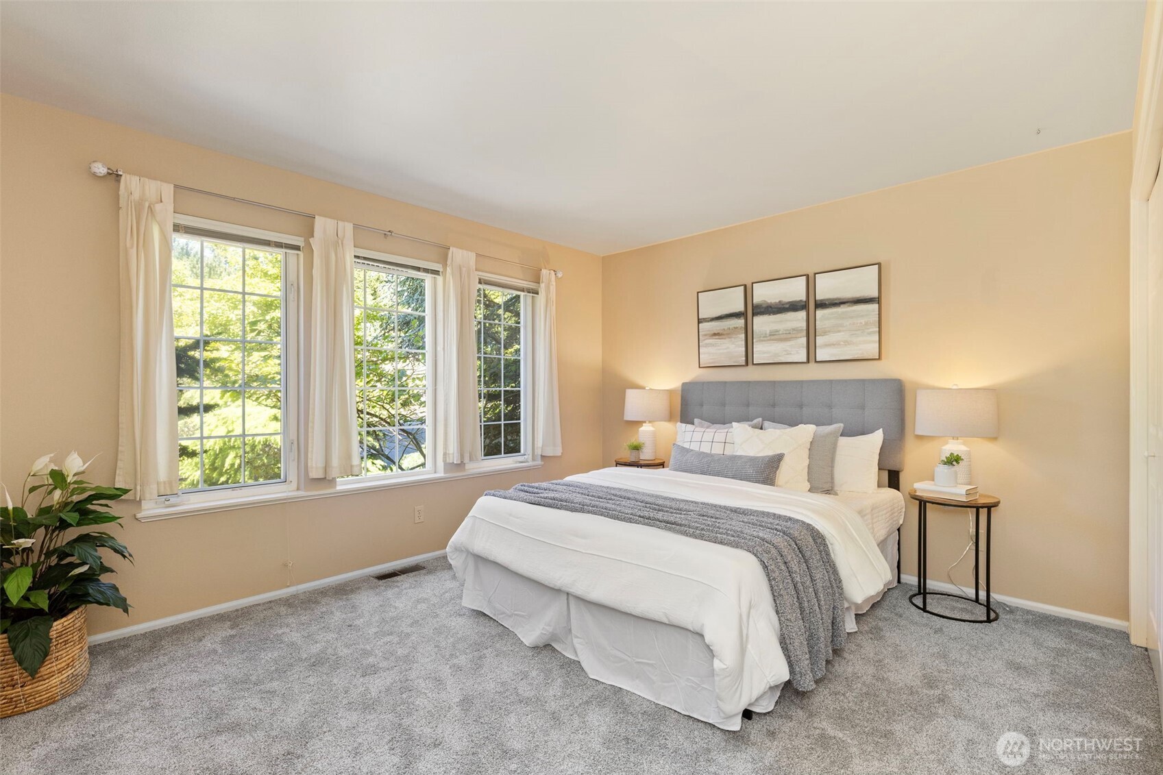 1757 Maple Street Port Townsend, WA 98368 - Photo 20 of 40 a bedroom with a bed and a window