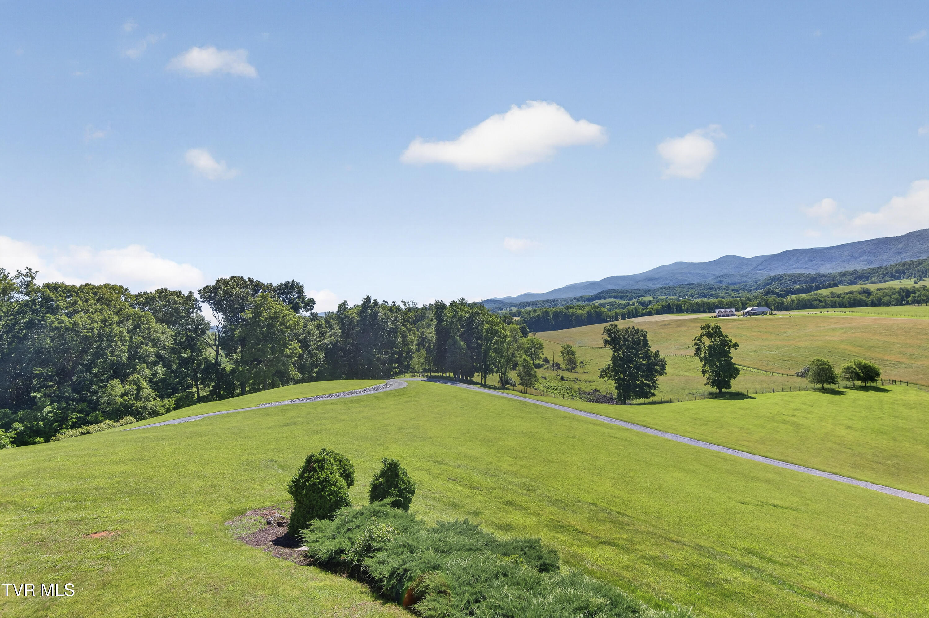 15277 Bishop Road Chilhowie, VA 24319 - Photo 79 of 92 15277-Bishop-Rd-Chilhowie-VA Cynthia-Rou