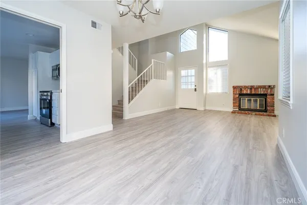 $1,299,500 | 44 Amberleaf, Irvine, CA 92614