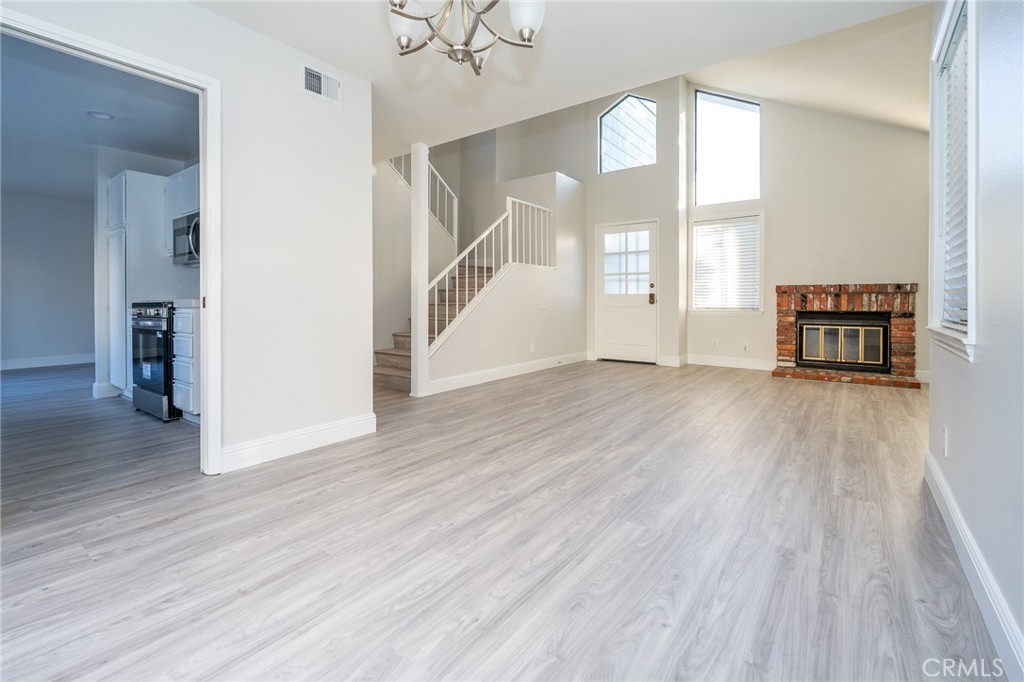 44 Amberleaf Irvine, CA 92614 - Photo 3 of 26