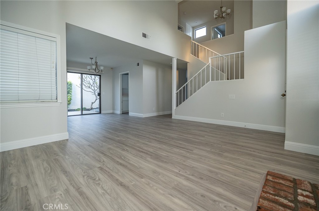 44 Amberleaf Irvine, CA 92614 - Photo 5 of 26