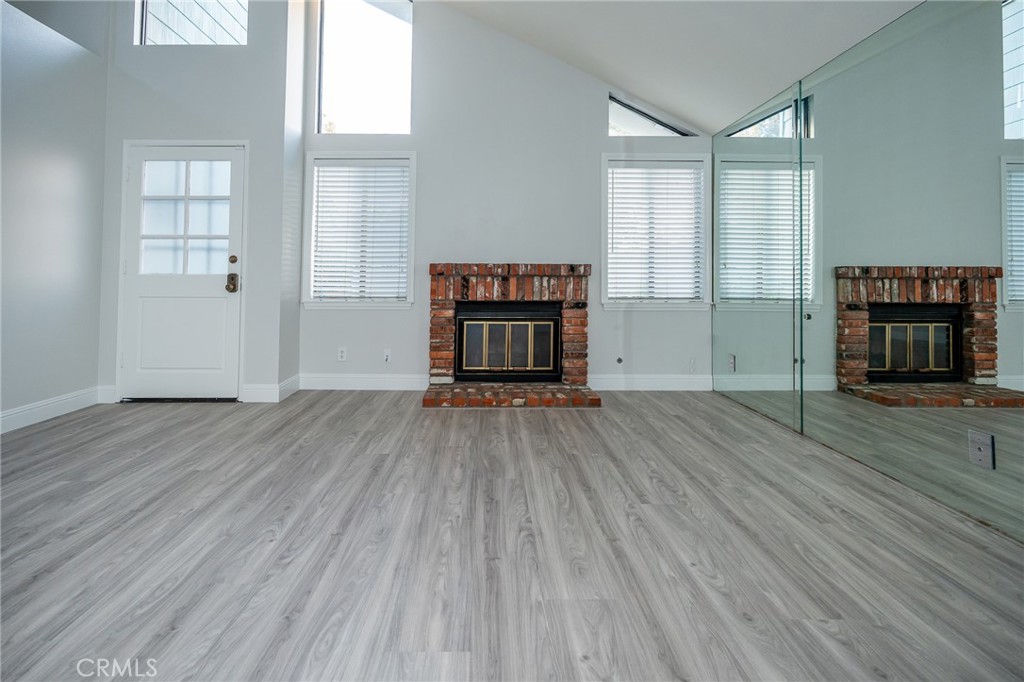 44 Amberleaf Irvine, CA 92614 - Photo 6 of 26