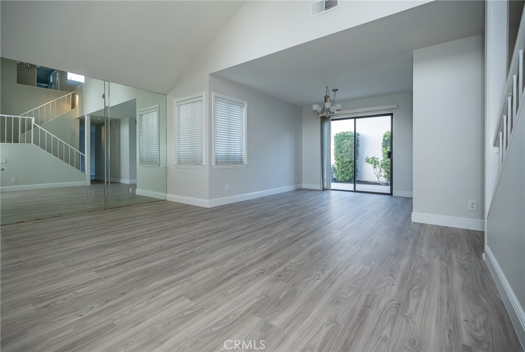 44 Amberleaf Irvine, CA 92614 - Photo 7 of 26