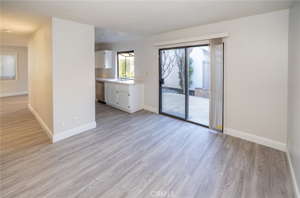 44 Amberleaf Irvine, CA 92614 - Photo 8 of 26