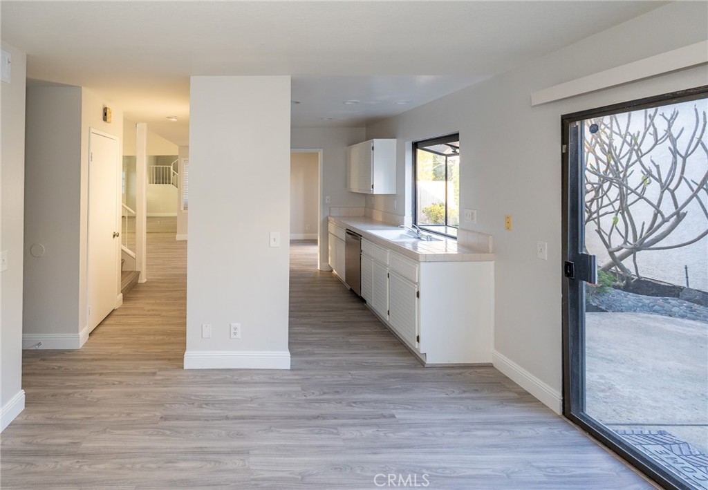 44 Amberleaf Irvine, CA 92614 - Photo 9 of 26