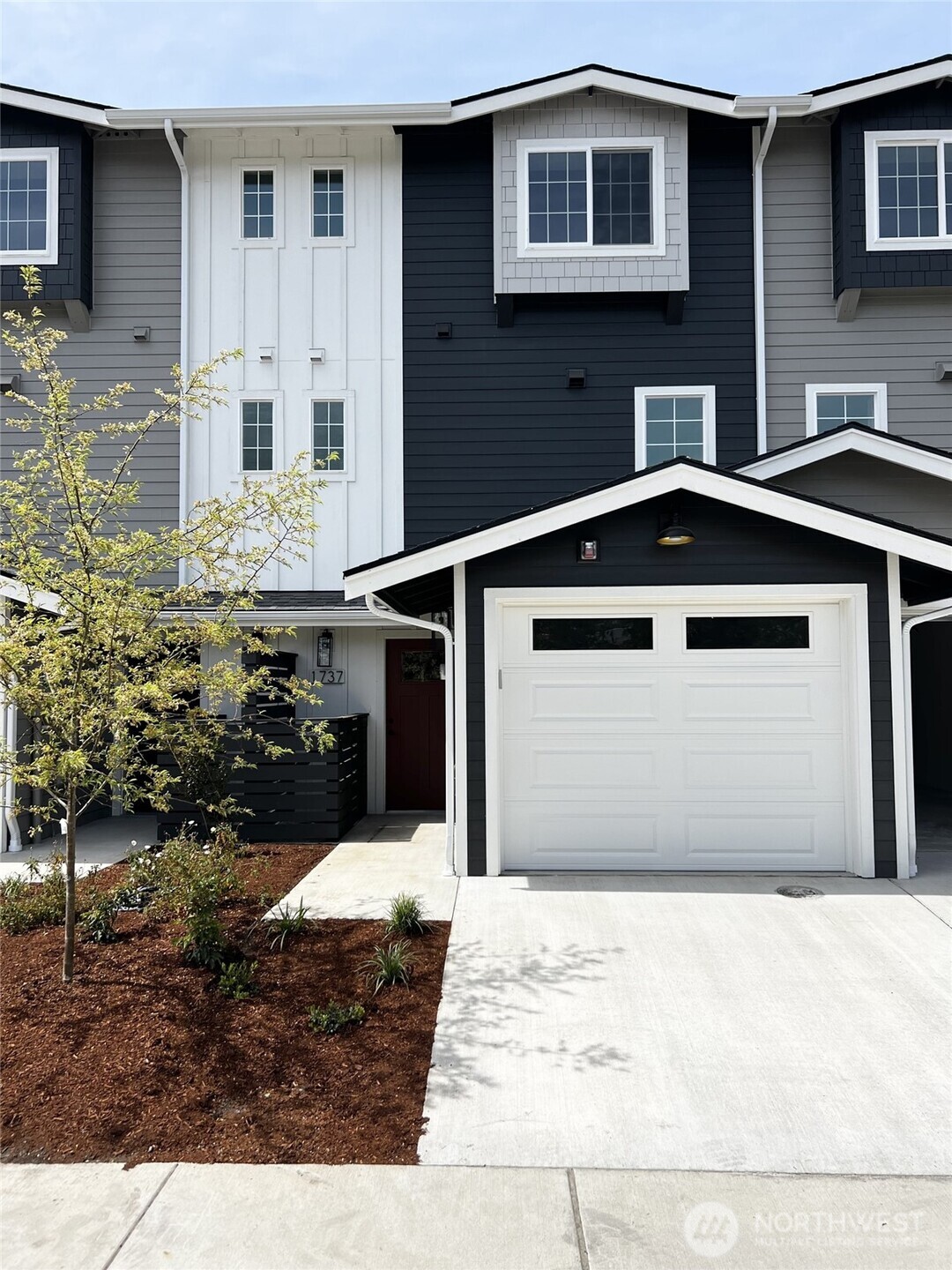 1737 Sunup Loop Bellingham, WA 98226 - Photo 2 of 15 Gallery Image 2