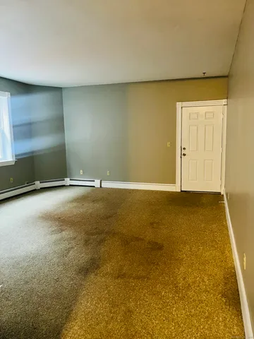 $2,500 | 24 Mortson Street, Hartford, CT 06106