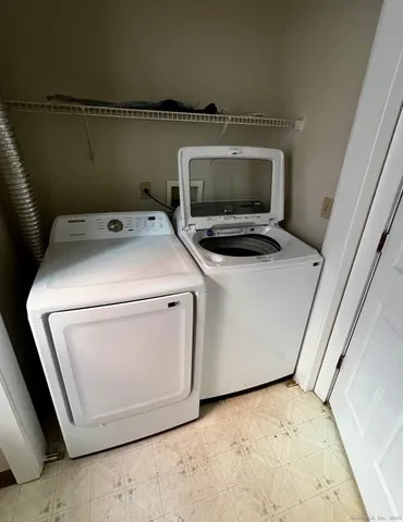 $2,500 | 24 Mortson Street, Hartford, CT 06106