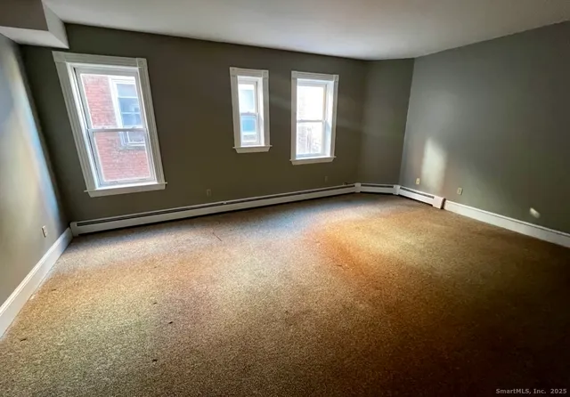 $2,500 | 24 Mortson Street, Hartford, CT 06106