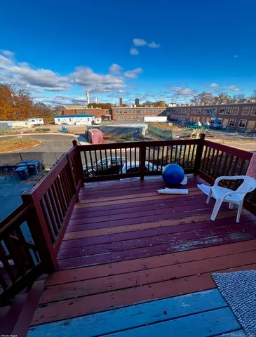 $2,500 | 24 Mortson Street, Hartford, CT 06106