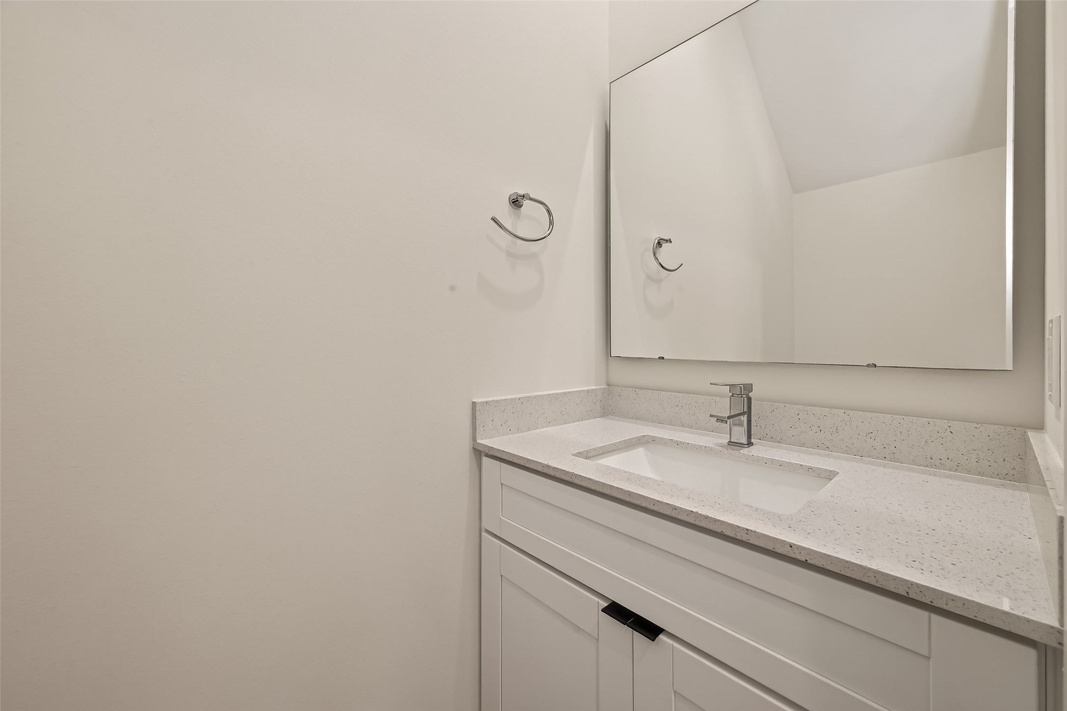 5505 Robusto Place Houston, TX 77091 - Photo 18 of 49 a bathroom with a sink and a mirror