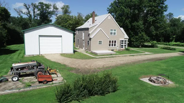 $285,000 | 18685 Highway 79, Elbow Lake, MN 56531