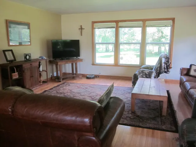 $285,000 | 18685 Highway 79, Elbow Lake, MN 56531