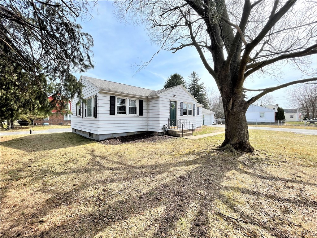 7258 Willow Road Clay, NY 13212 - Photo 1 of 1 Gallery Image 1