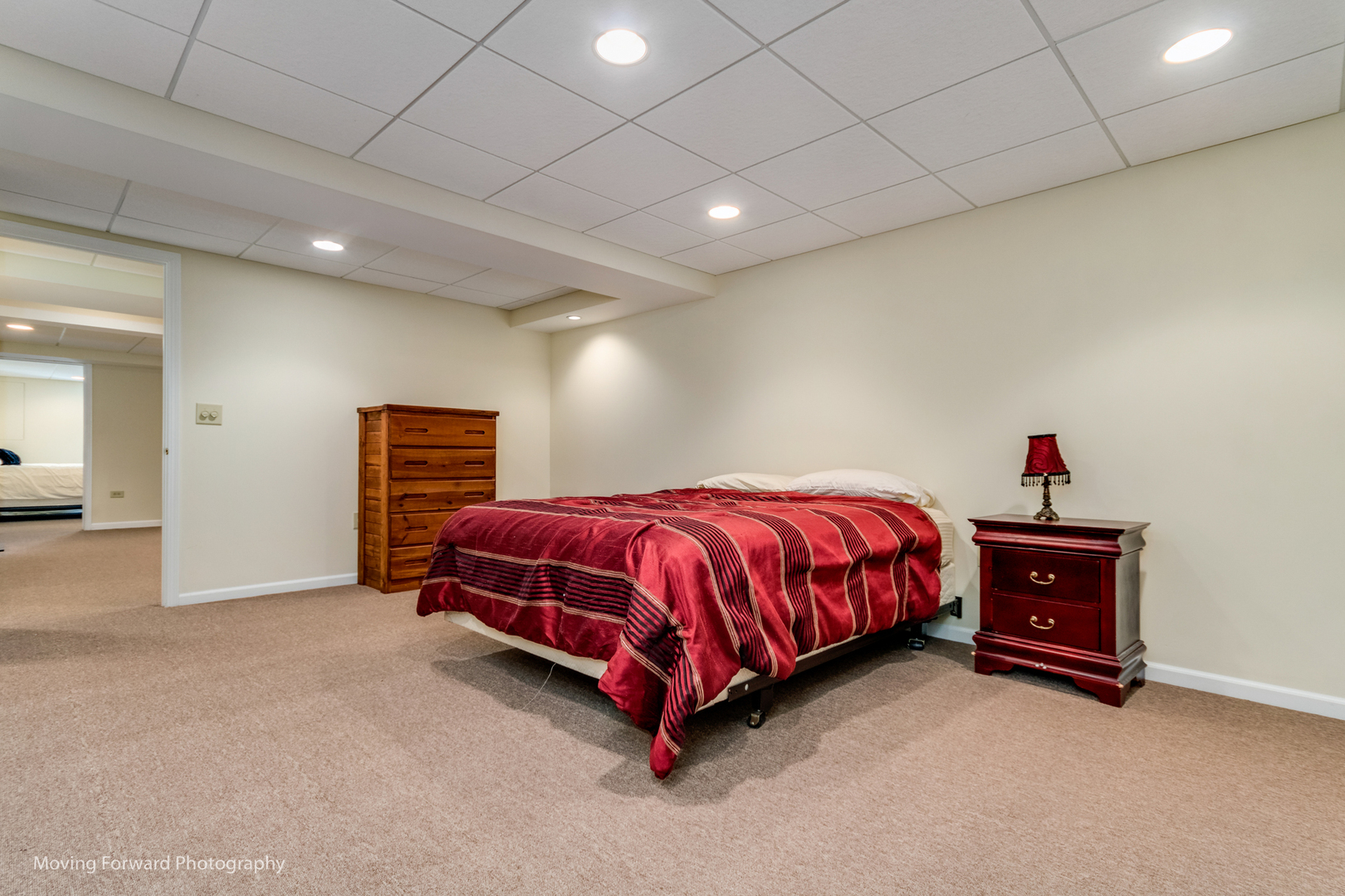 955 Oak Ridge Boulevard Elgin, IL 60120 - Photo 29 of 47 Gallery Image 29