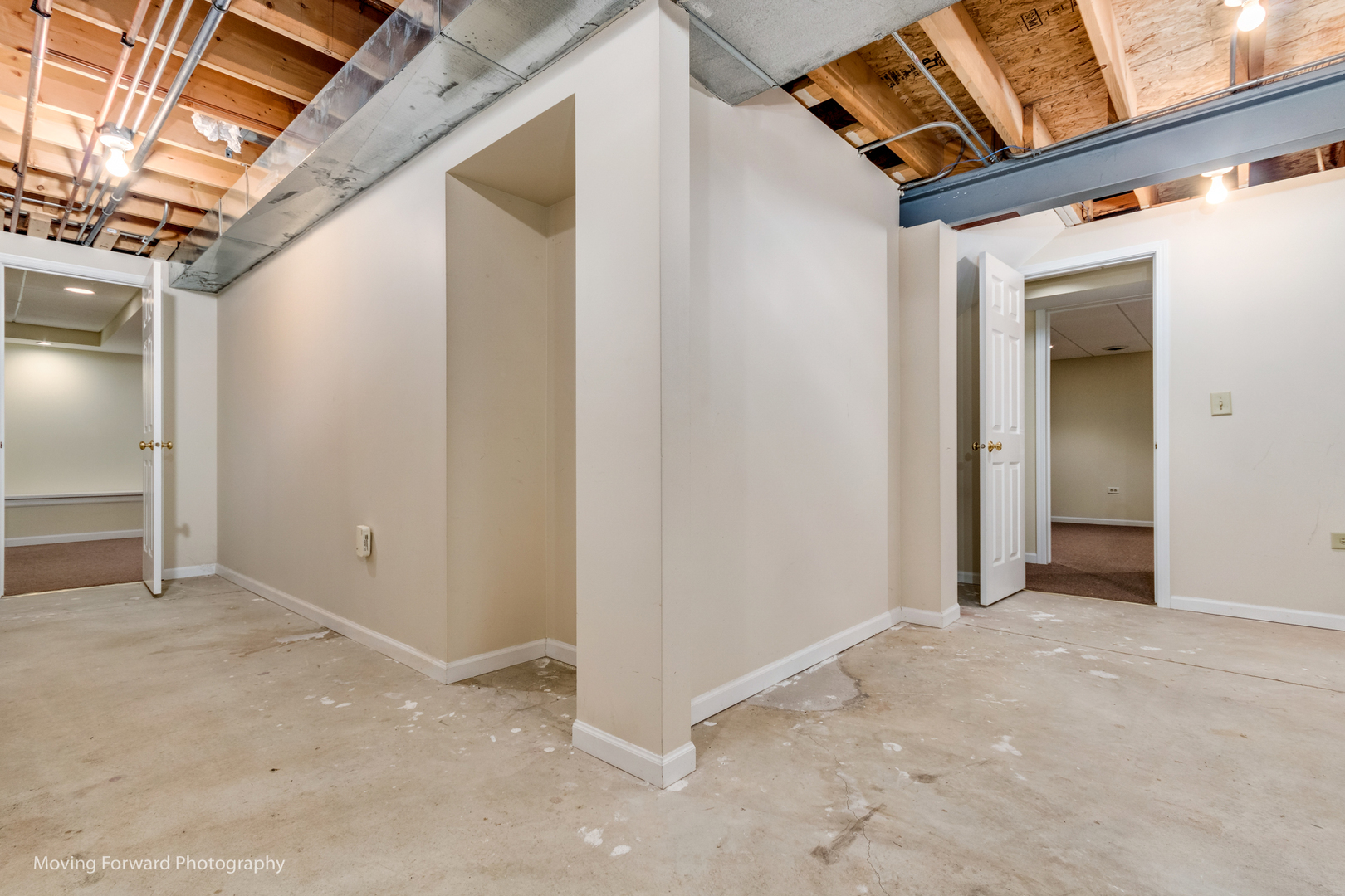 955 Oak Ridge Boulevard Elgin, IL 60120 - Photo 44 of 47 Gallery Image 44