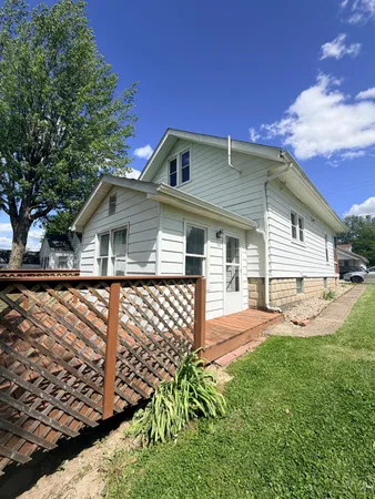 $215,000 | 223 North Depot Street, Batesville, IN 47006