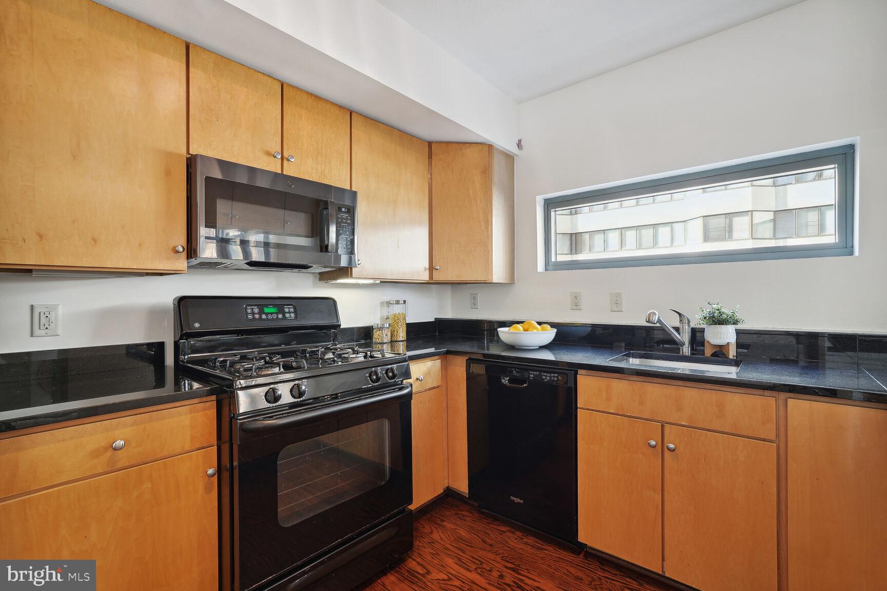 1117 10th Street Northwest, Unit 308 Washington, DC 20001 - Photo 9 of 27 Gallery Image 9
