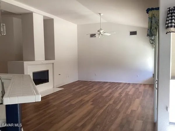 $3,200 | 7120 Avenue L-11 W Lancaster Ca West, Lancaster, CA 93536