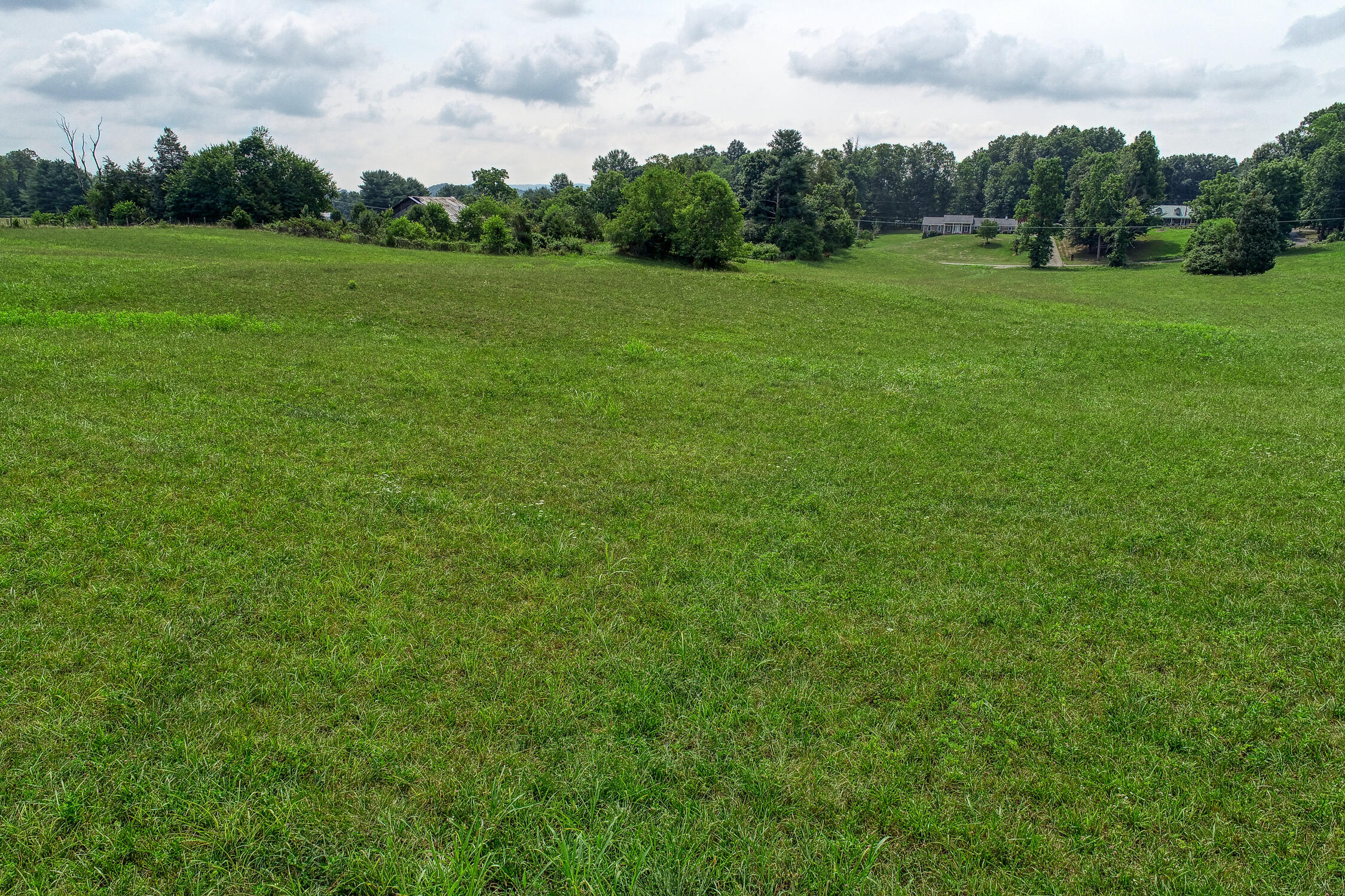 Tbd Shipley Road Church Hill, TN 37642 - Photo 9 of 29 Givens. Shipley. CH MLSa (11 of 33) V