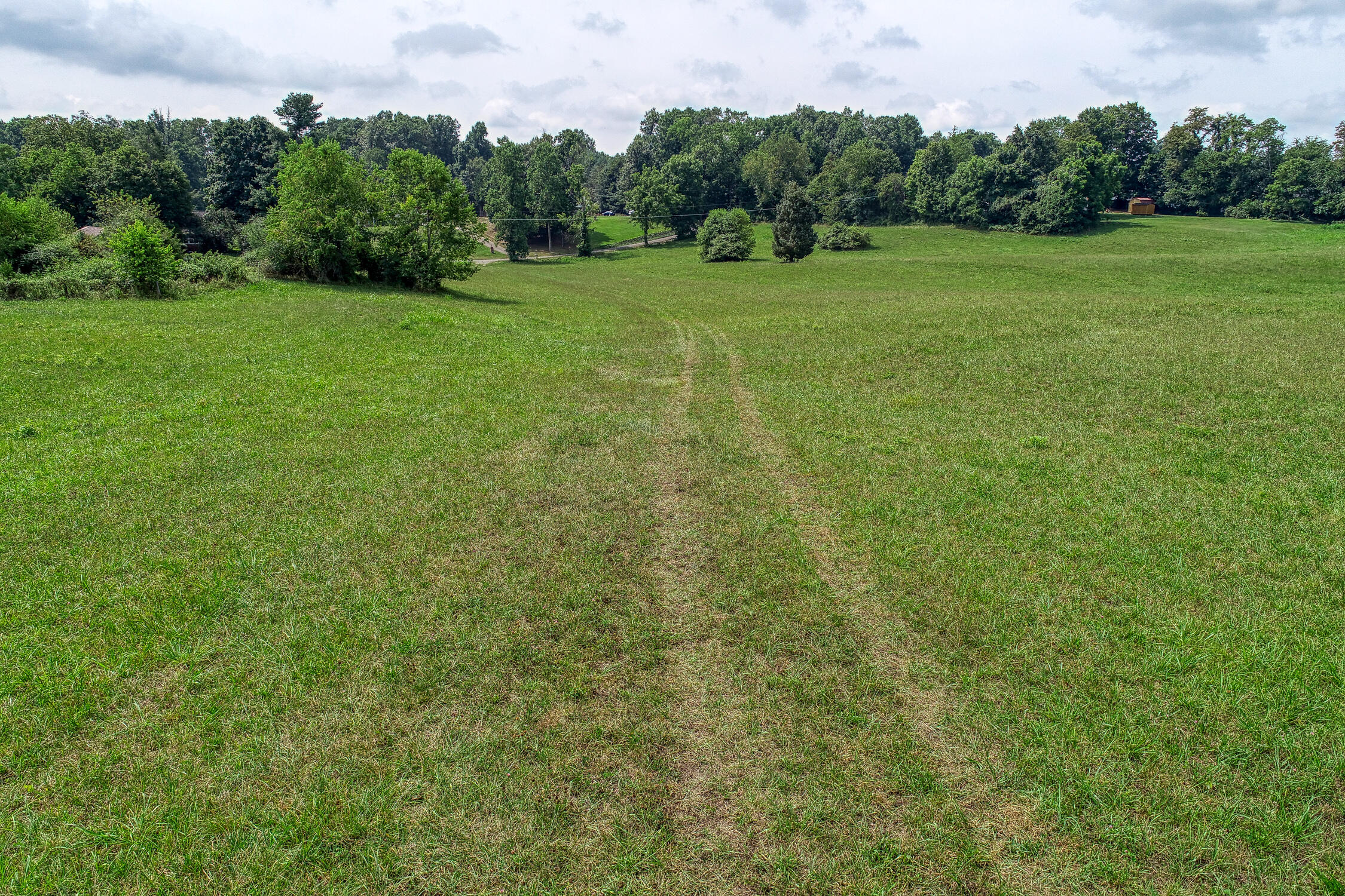 Tbd Shipley Road Church Hill, TN 37642 - Photo 10 of 29 Givens. Shipley. CH MLSa (12 of 33) V
