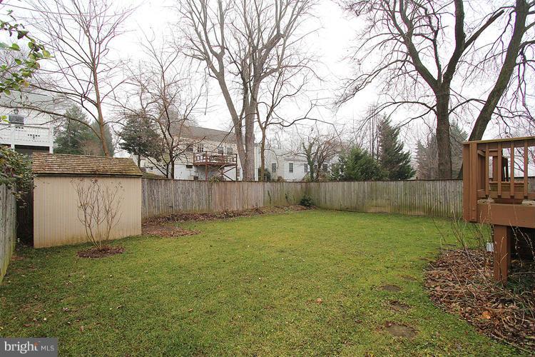 10413 Inwood Avenue Silver Spring, MD 20902 - Photo 29 of 29 Exterior (Rear)