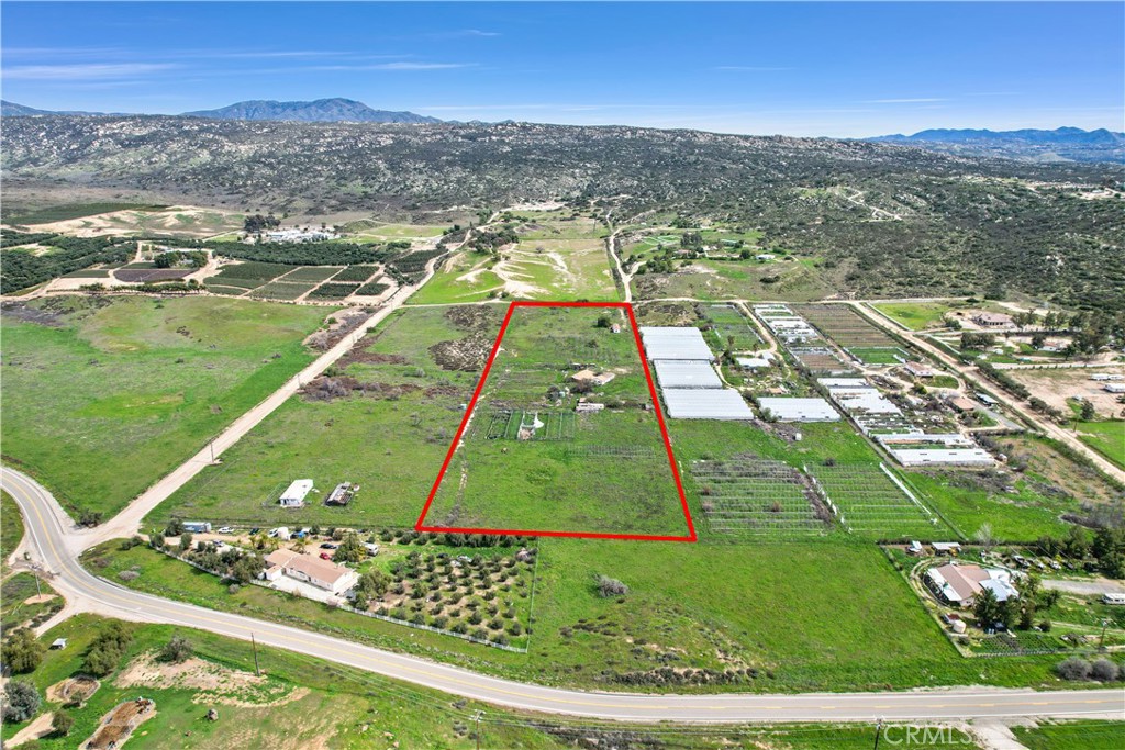 43450 Morgan Road Hemet, CA 92544 - Photo 7 of 13