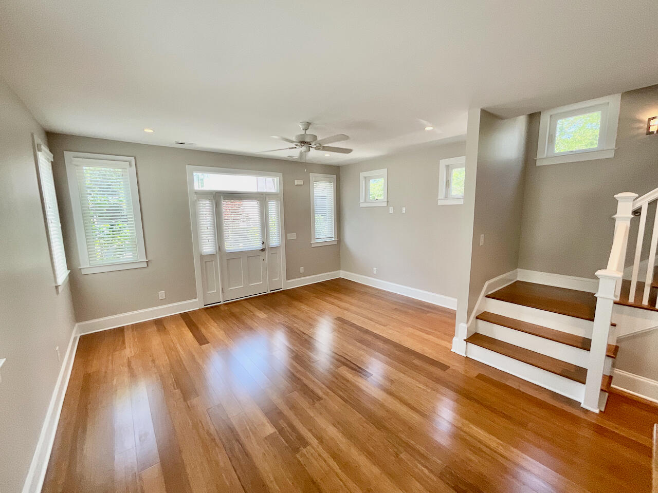 12 Fields Place Charleston, SC 29403 - Photo 4 of 31 IMG_1677