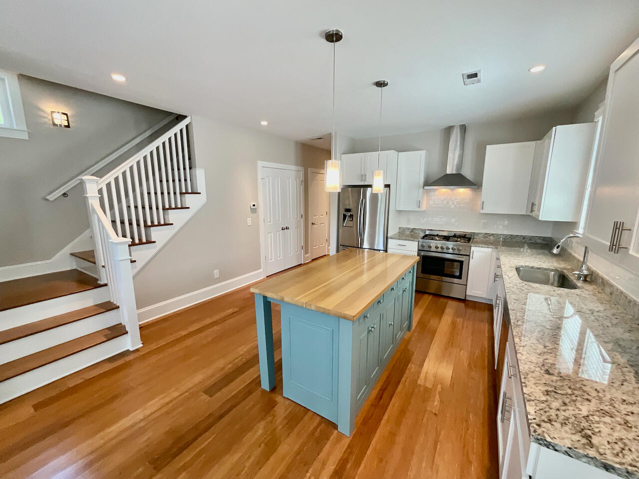 12 Fields Place Charleston, SC 29403 - Photo 6 of 31 IMG_1666