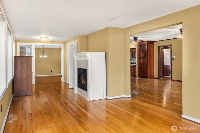 $2,499,999 | 4728 Northeast 172nd Street, Lake Forest Park, WA 98155