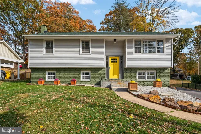 a house view with a garden space