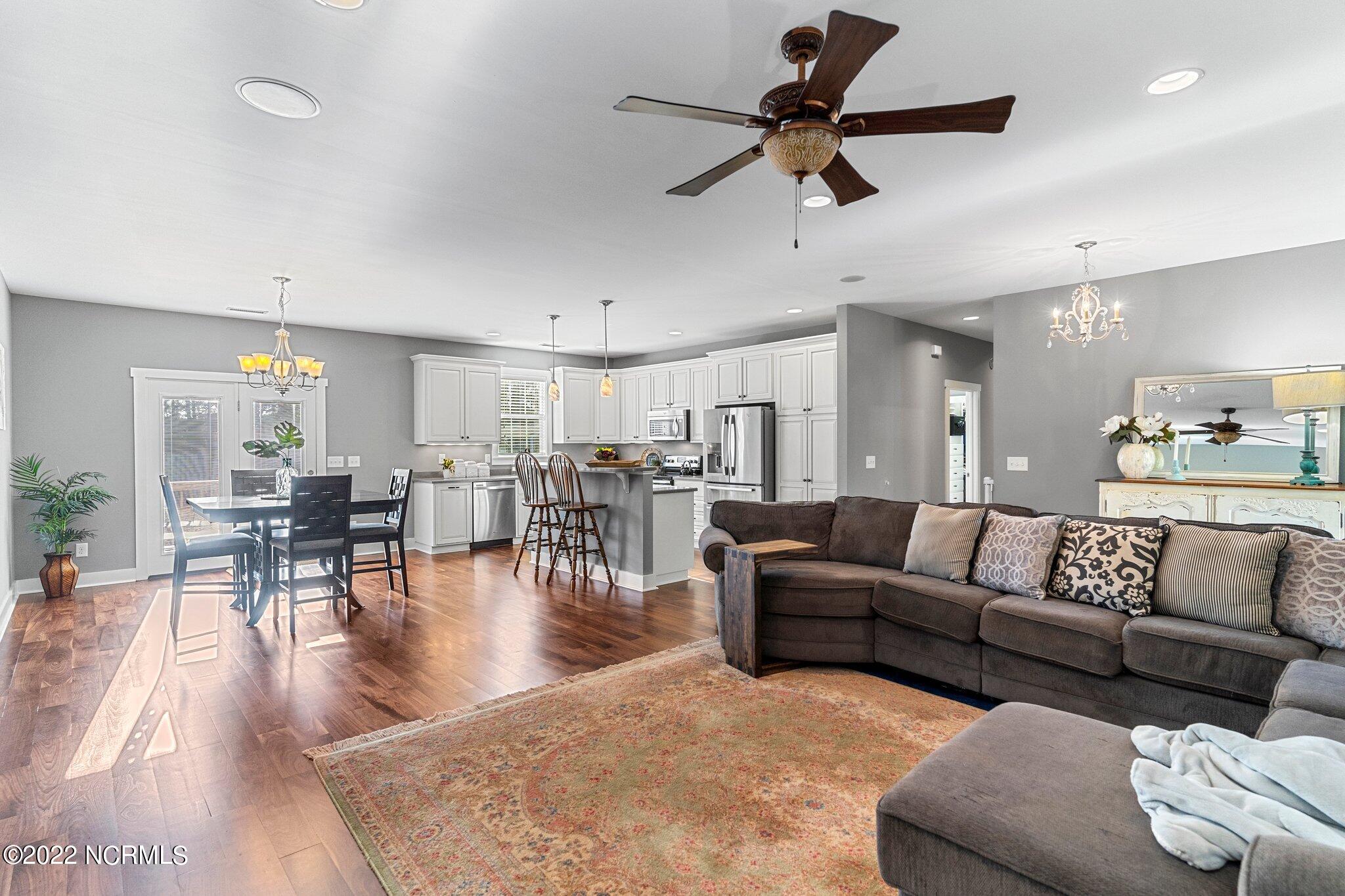 770 Sloop Point Road Hampstead, NC 28443 - Photo 11 of 35 web_CHK01145
