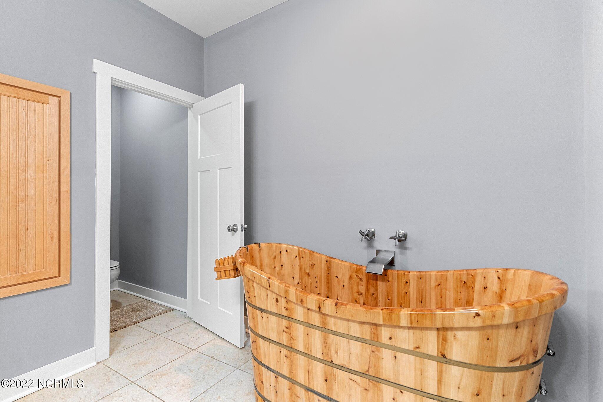 770 Sloop Point Road Hampstead, NC 28443 - Photo 20 of 35 web_CHK01109