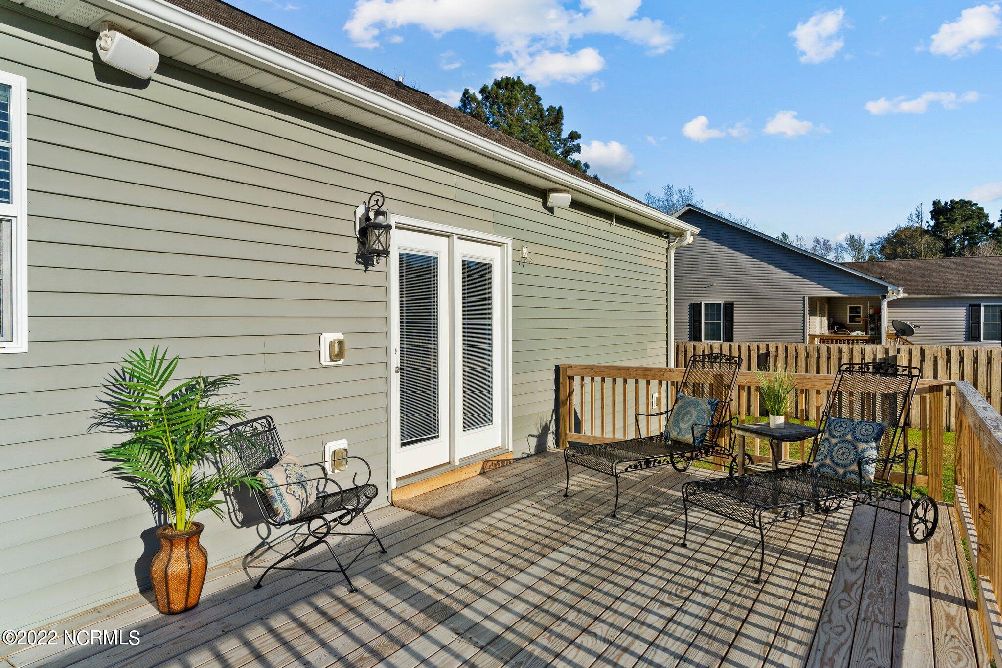 770 Sloop Point Road Hampstead, NC 28443 - Photo 29 of 35 web_CHK01215
