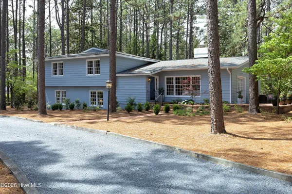 $875,000 | 45 Huntington Valley Drive, Pinehurst, NC 28374