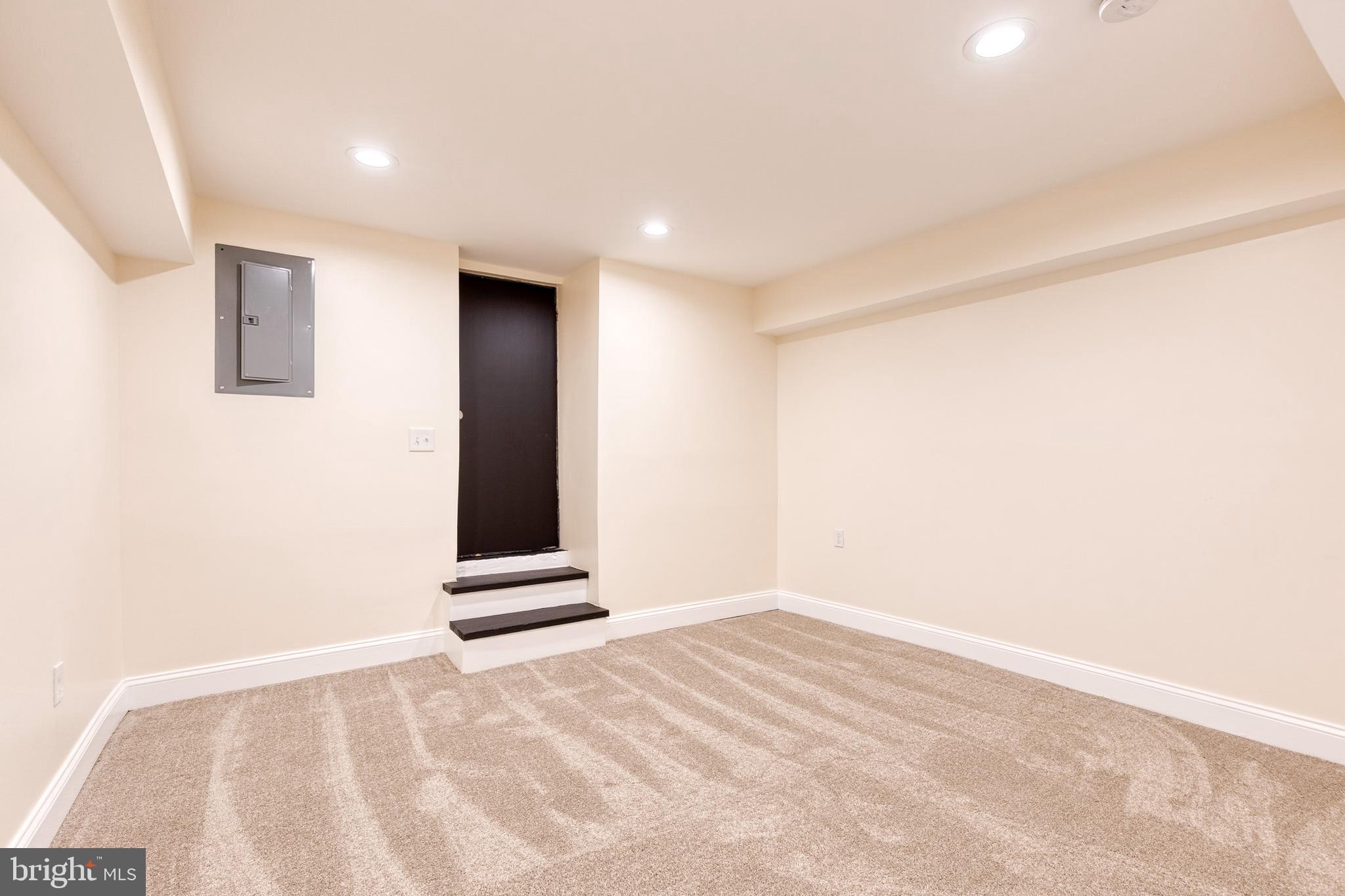 3306 Fleet Street Baltimore, MD 21224 - Photo 16 of 22