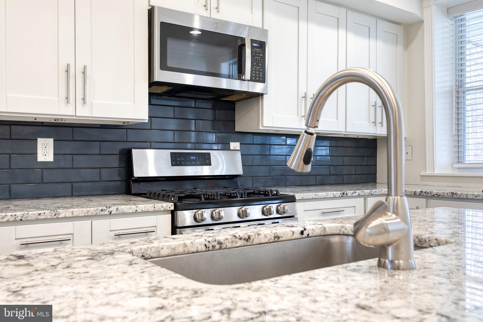 3306 Fleet Street Baltimore, MD 21224 - Photo 5 of 22