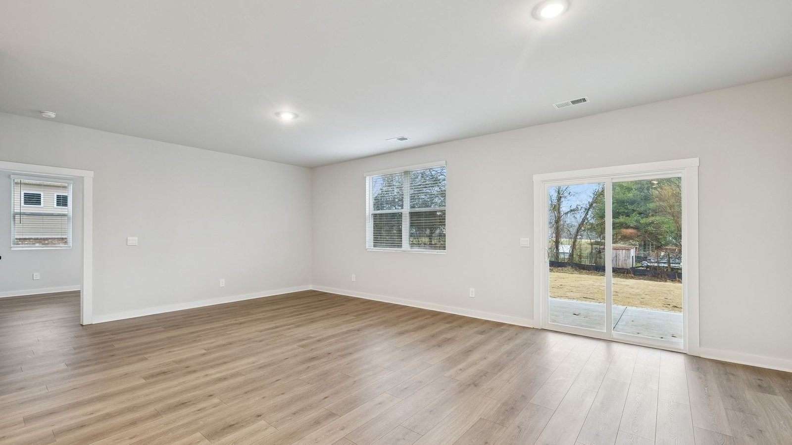 422 Wild Iris Way Spring Hill, TN 37174 - Photo 16 of 92