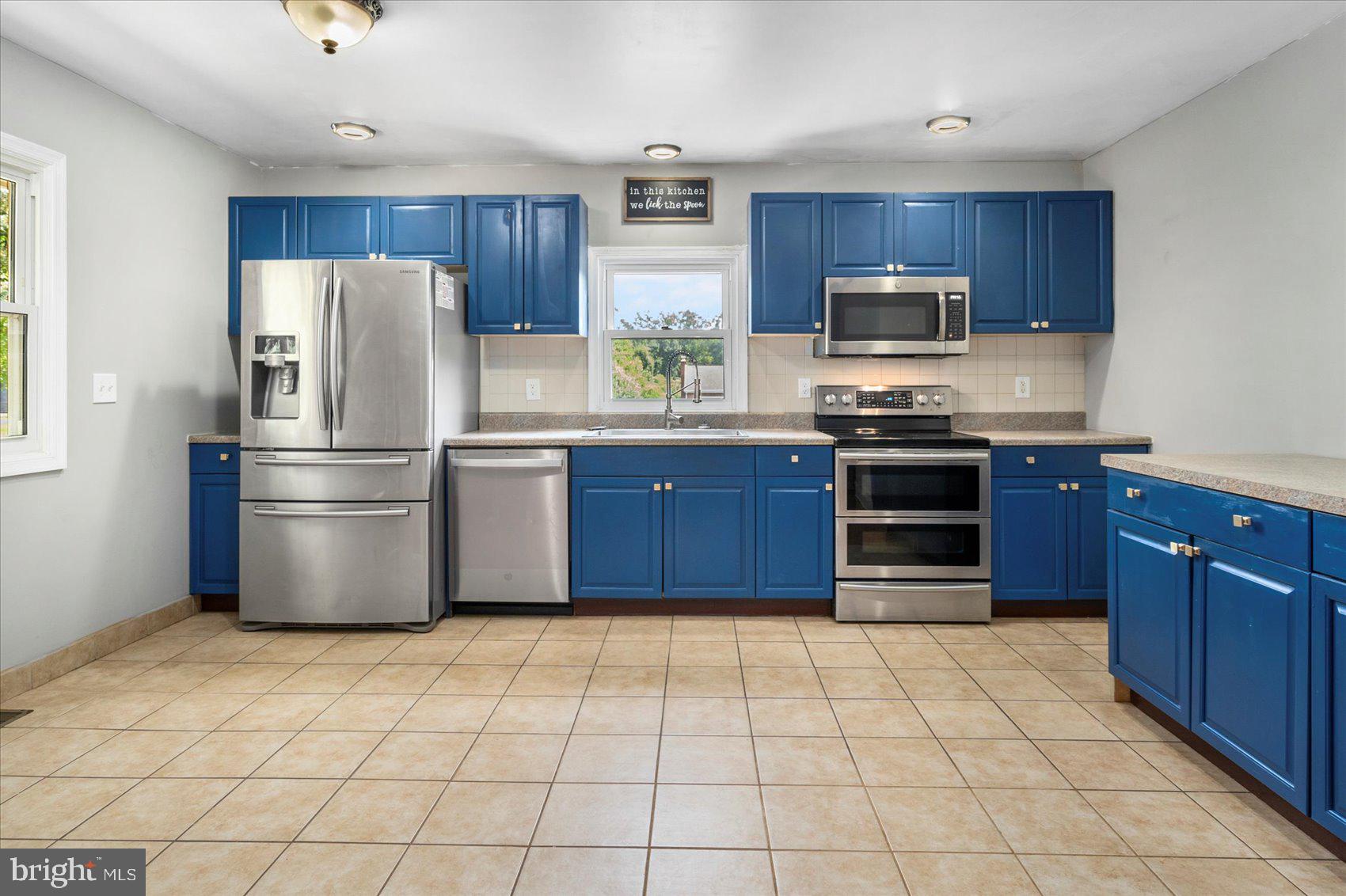 3512 Farm Road Aberdeen, MD 21001 - Photo 32 of 45 Stainless Steel Appliances
