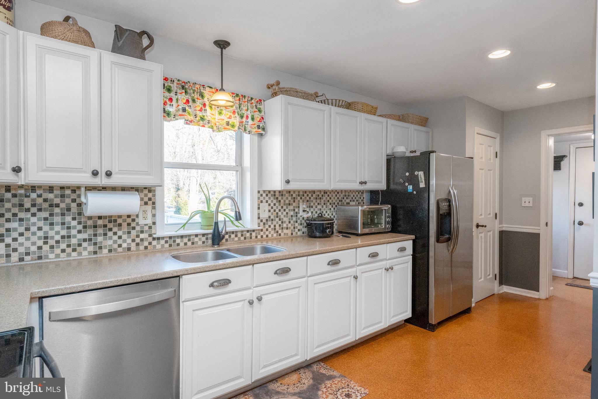 1429 Kulp Road Pottstown, PA 19465 - Photo 12 of 40