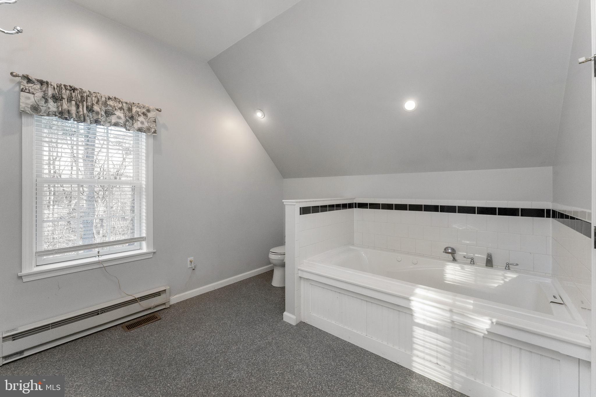 1429 Kulp Road Pottstown, PA 19465 - Photo 20 of 40