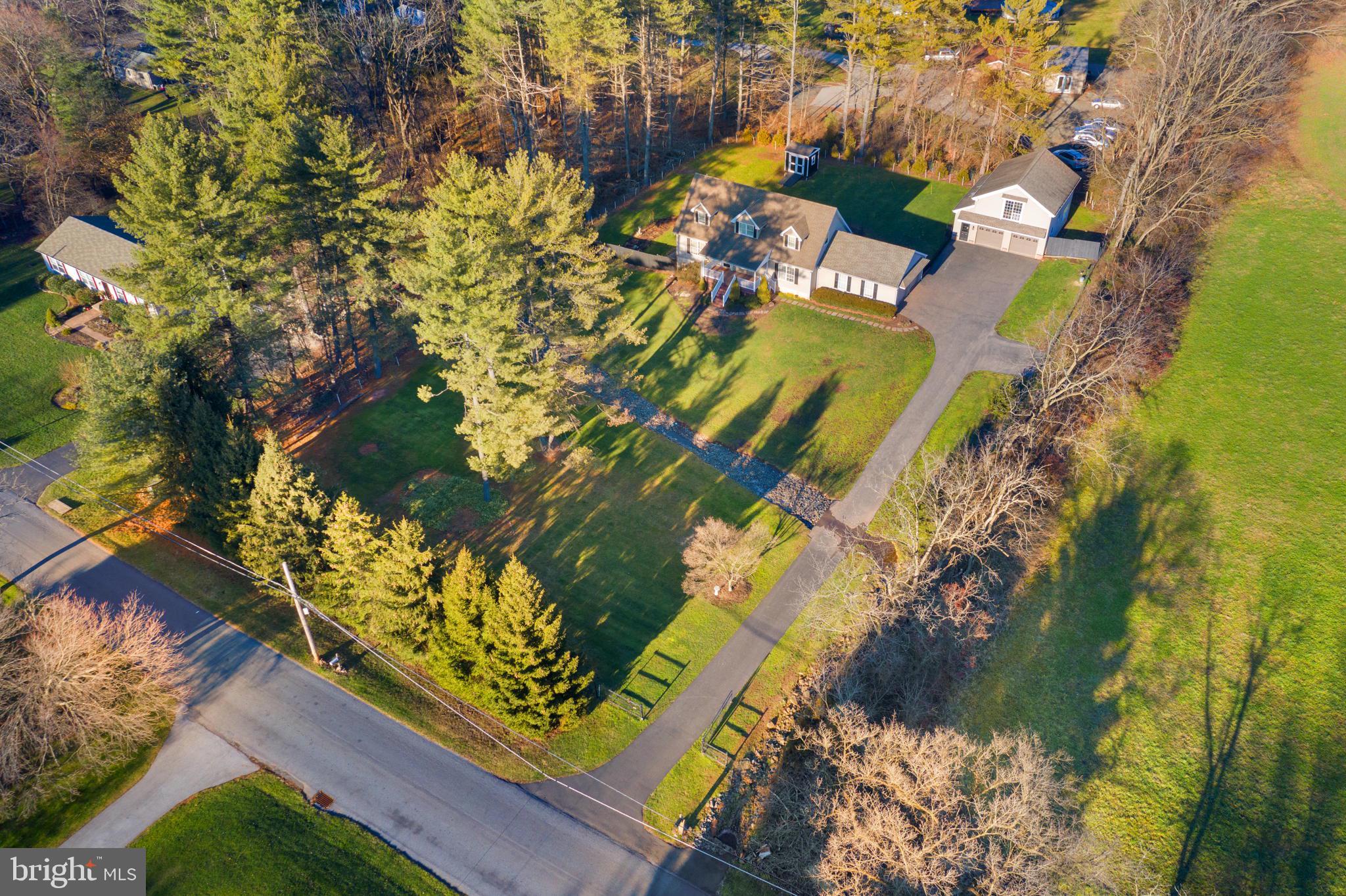 1429 Kulp Road Pottstown, PA 19465 - Photo 3 of 40