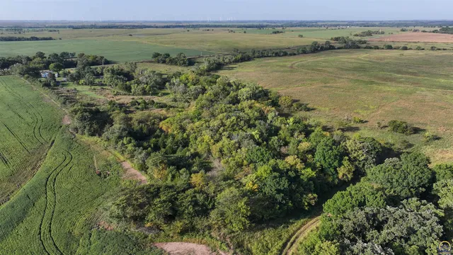 $184,485 | 2154 Road 300, Reading, KS 66868